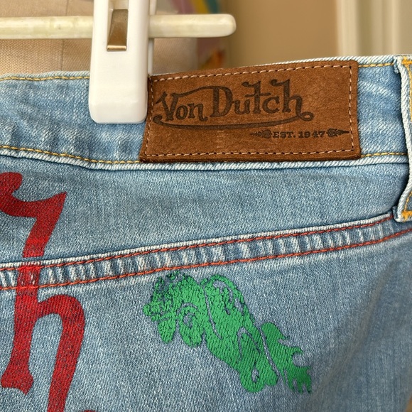 Von Dutch Patch Print Jeans - Picture 8 of 11